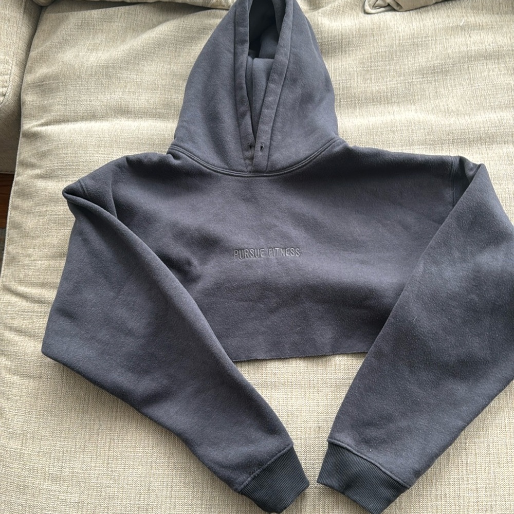 Cropped gym sweatshirt
